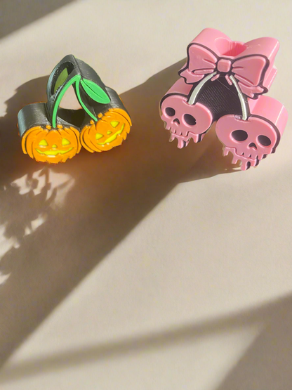 Spooky straw toppers